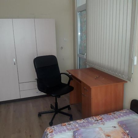 Guest House Mania София Экстерьер фото