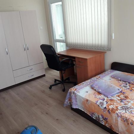 Guest House Mania София Экстерьер фото